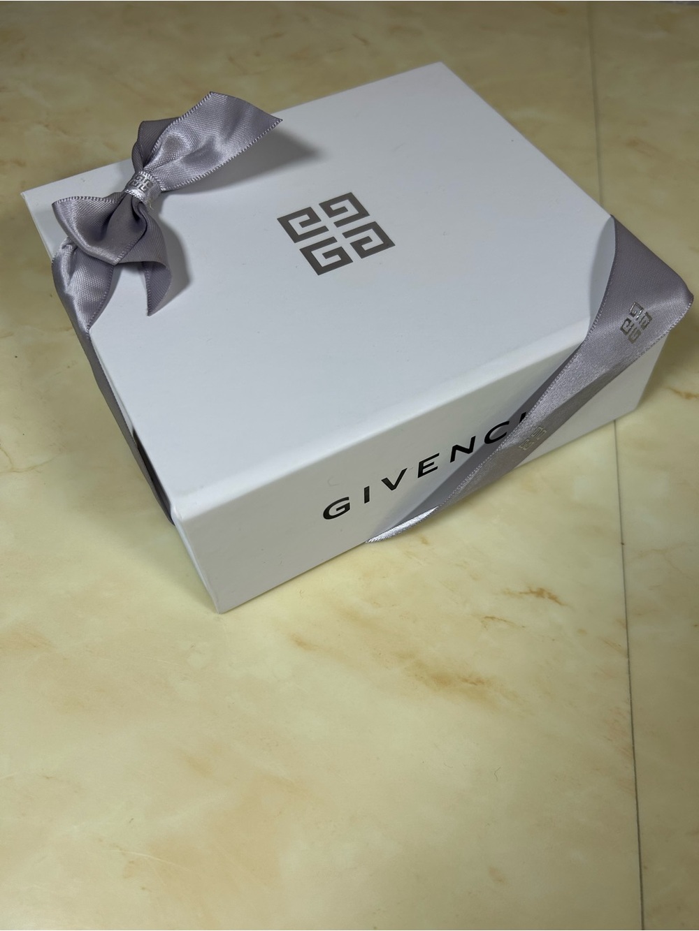 Givenchy Empty Box - Picture 1 of 7